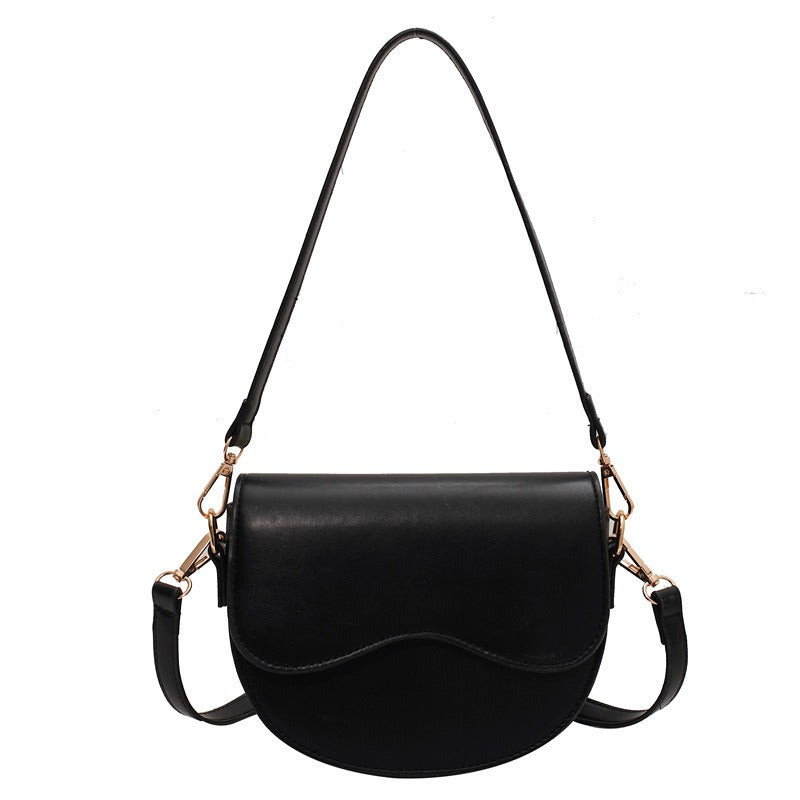 Vintage Small Bag New Fashion Versatile Autumn and Winter One Shoulder Crossbody Bag Small Women's Bag Underarm Saddle Bag