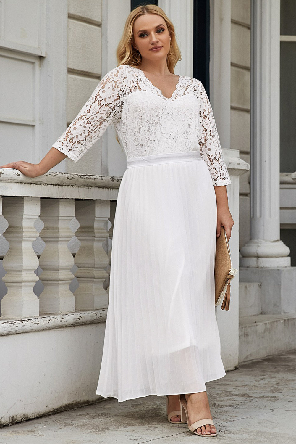 Lace Scalloped V Neck 3/4 Sleeves Pleated Tulle Plus Maxi Dress