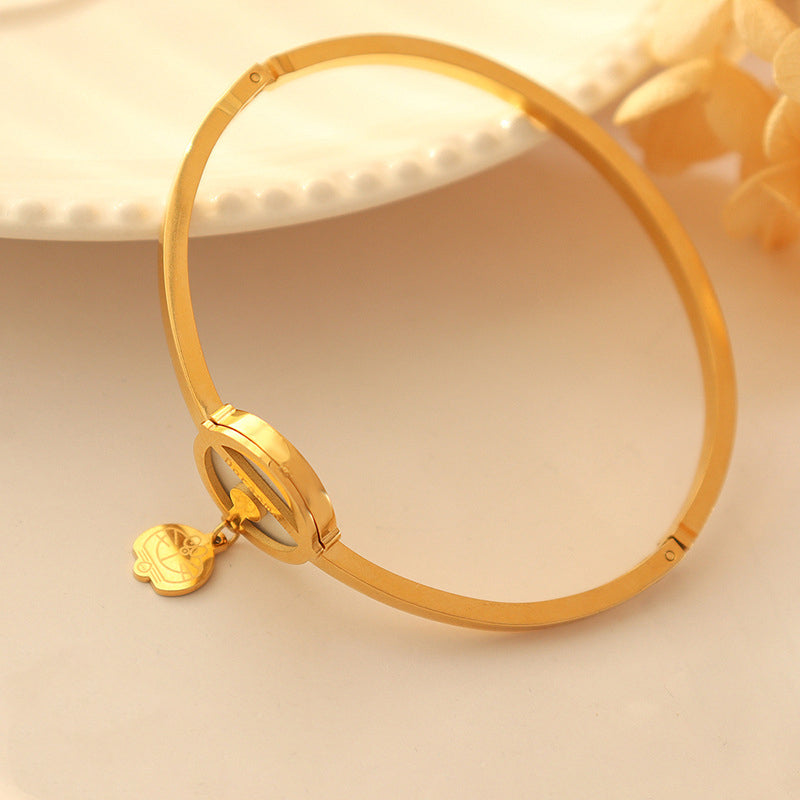 18k Gold Fashion Simple Doraemon Design Jewelry