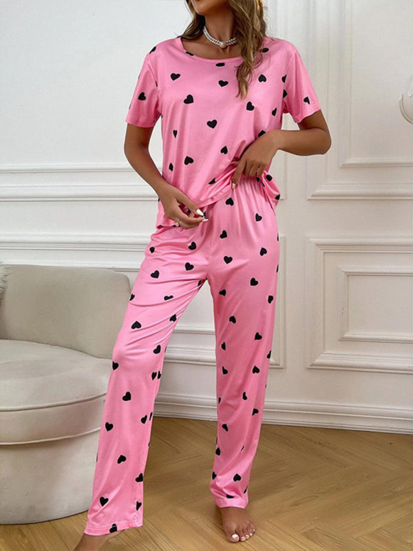 Women's Sweet Pajama Set With Allover Heart Print