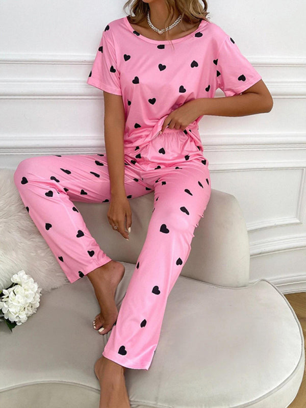 Women's Sweet Pajama Set With Allover Heart Print